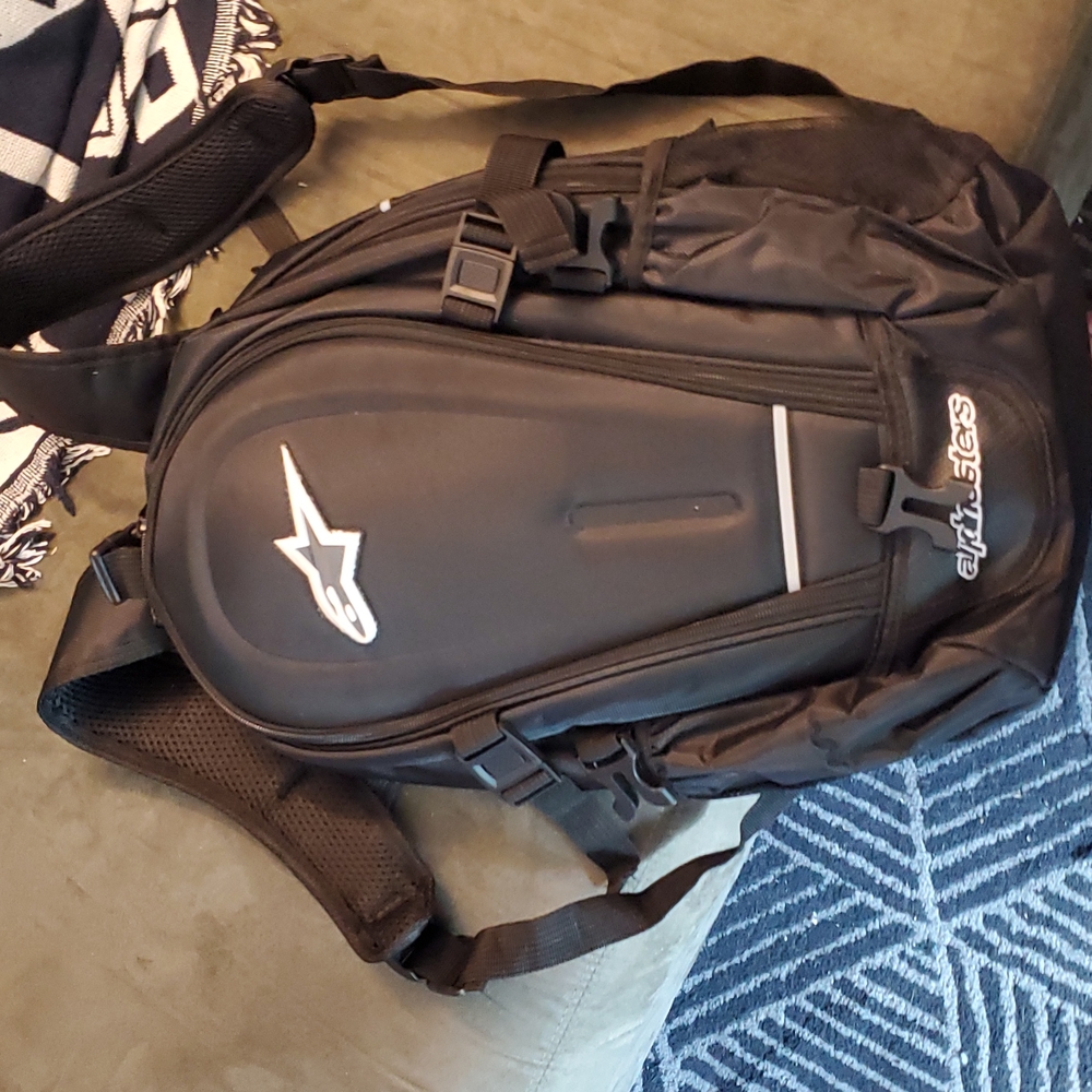 Alpinesters Motorcycle Backpack+helmet carrier NWOT